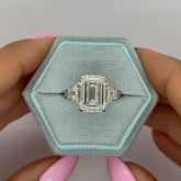 5CT BAGUETTE CUT WHITE GOLD DIAMOND RING